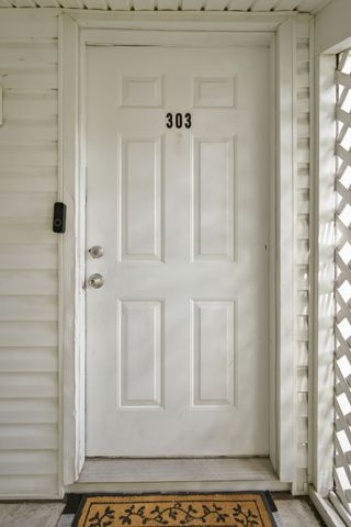 301 Andrew Jackson Pl, Hermitage, TN 37076