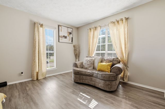 301 Andrew Jackson Pl, Hermitage, TN 37076