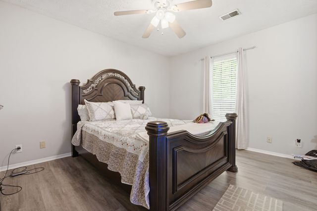301 Andrew Jackson Pl, Hermitage, TN 37076