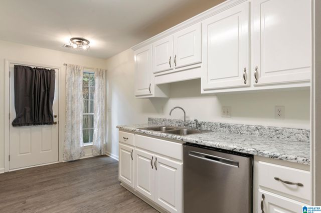 198 ROCKY RIDGE DRIVE, Helena, AL 35080