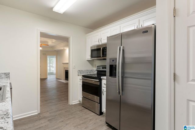 198 ROCKY RIDGE DRIVE, Helena, AL 35080