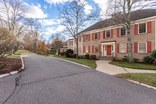 501 Lexington Street 11, Waltham, MA 02452