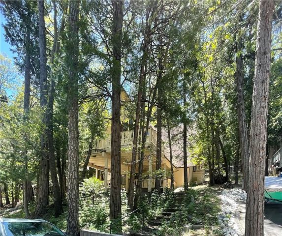 24327 Montreaux, Crestline, CA 92325