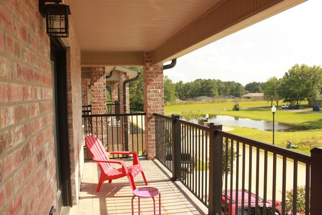 1928 Schovall Cir, Deridder, LA 70634