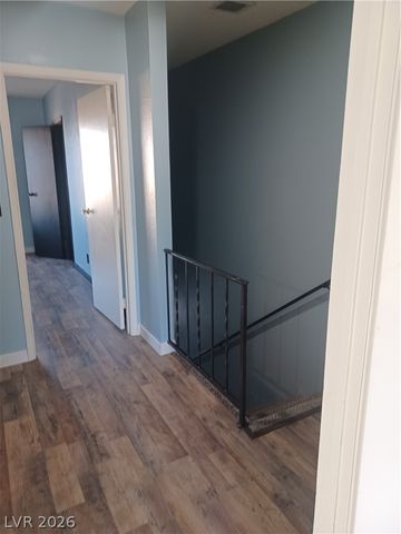 442 Las Casitas Way, Las Vegas, NV 89121
