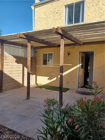 442 Las Casitas Way, Las Vegas, NV 89121