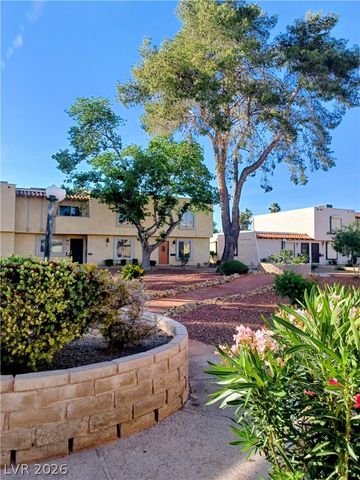 442 Las Casitas Way, Las Vegas, NV 89121