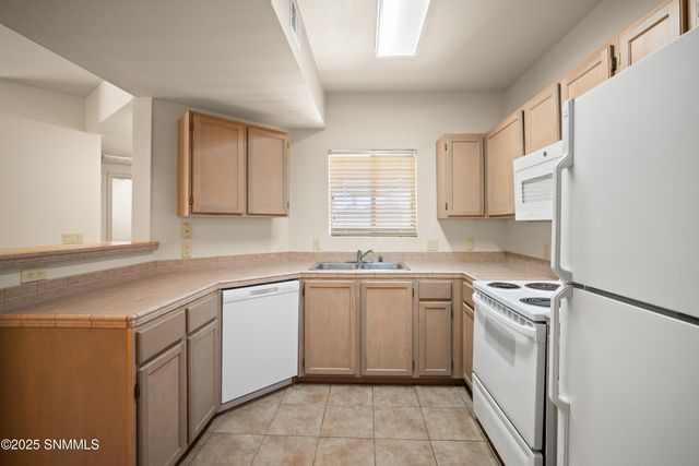 3650 Morning Star Drive 404, Las Cruces, NM 88011