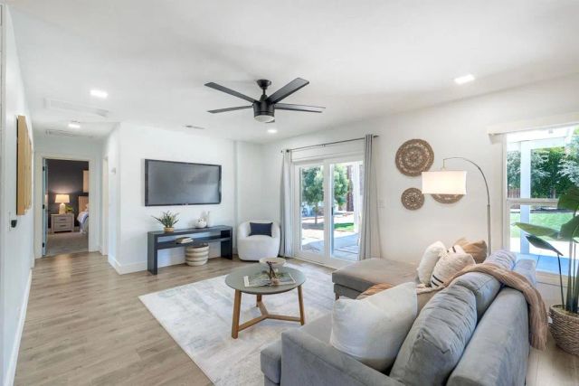 1937 Bernardo Avenue, Escondido, CA 92025