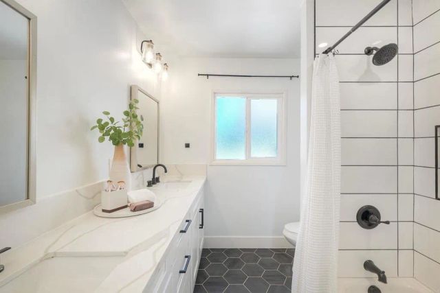 1937 Bernardo Avenue, Escondido, CA 92025