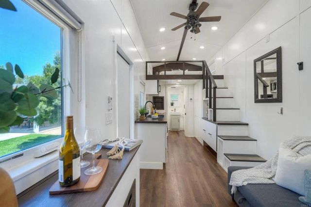 1937 Bernardo Avenue, Escondido, CA 92025