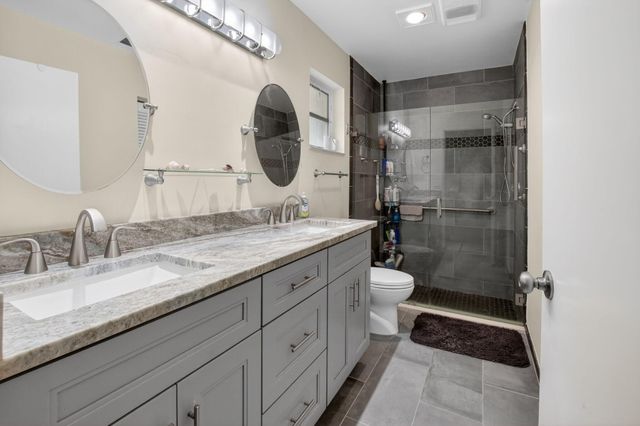 6082 Waldwick Circle, Delray Beach, FL 33484