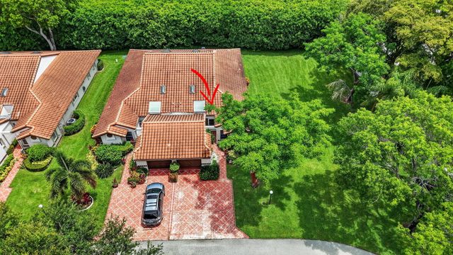 6082 Waldwick Circle, Delray Beach, FL 33484