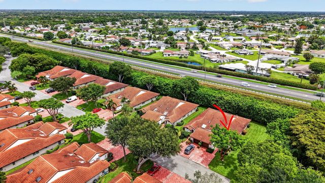 6082 Waldwick Circle, Delray Beach, FL 33484