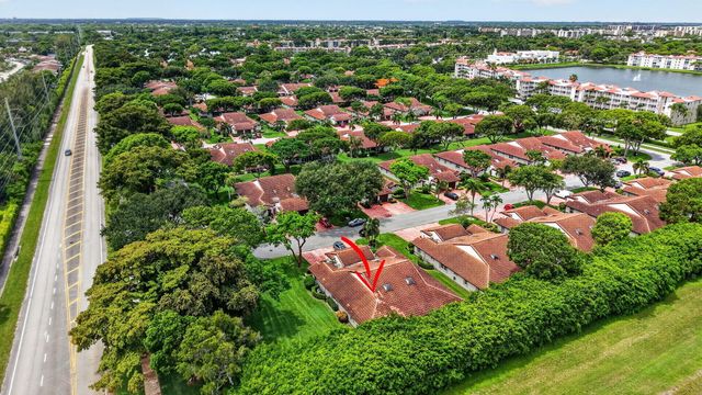 6082 Waldwick Circle, Delray Beach, FL 33484