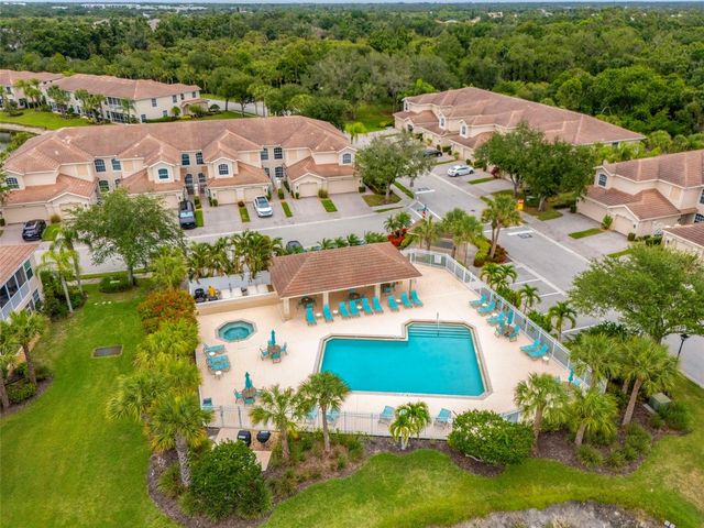 7005 PROSPERITY CIRCLE 2005, Sarasota, FL 34238