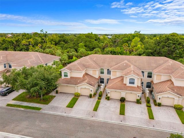7005 PROSPERITY CIRCLE 2005, Sarasota, FL 34238