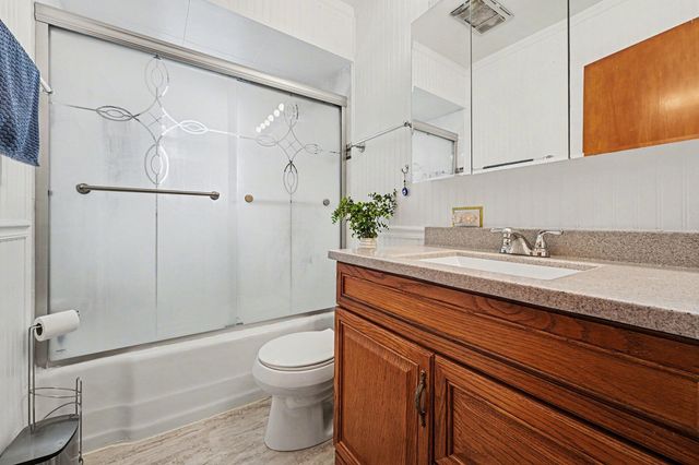 7845 Van Buren Avenue, Munster, IN 46321