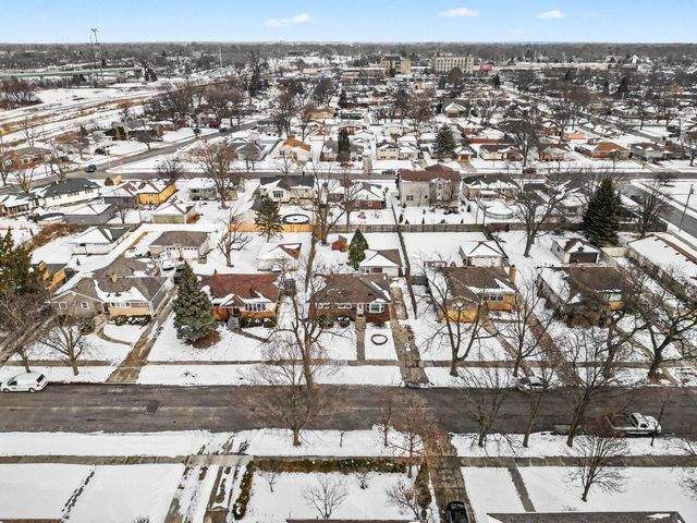 7845 Van Buren Avenue, Munster, IN 46321