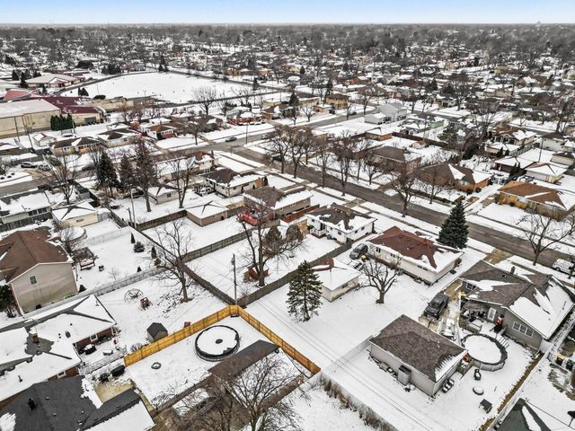 7845 Van Buren Avenue, Munster, IN 46321