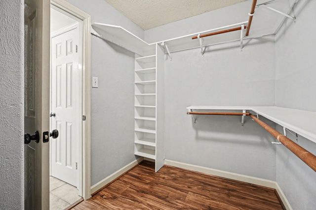 2212 Palm Lagoon Drive, League City, TX 77573
