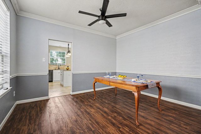 2212 Palm Lagoon Drive, League City, TX 77573