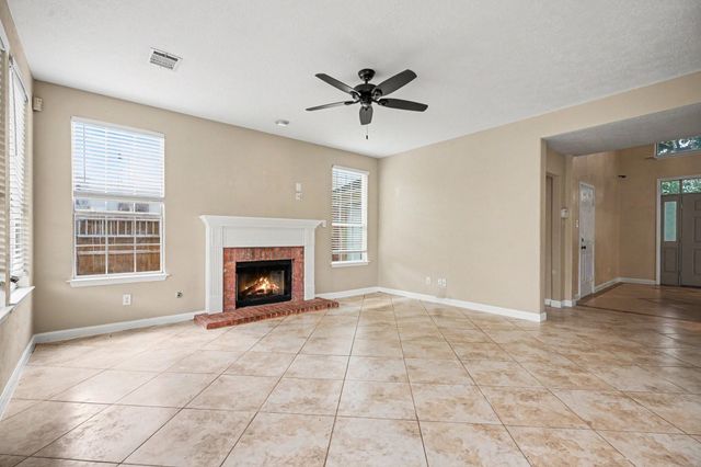 2212 Palm Lagoon Drive, League City, TX 77573