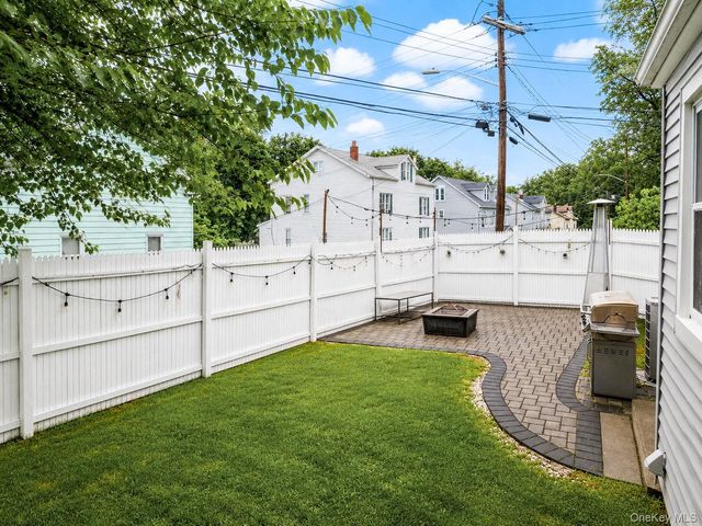 40 Wall Street, Garnerville, NY 10923