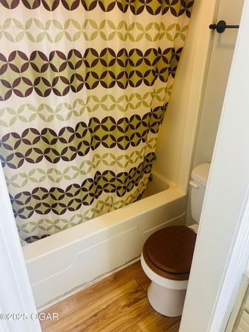 2025 Carolina Place, Joplin, MO 64801