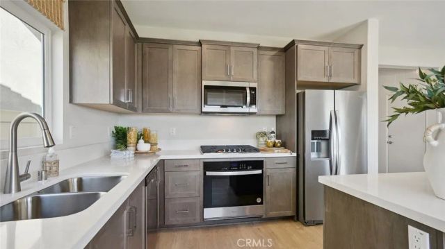 31350 White Bark Drive, Winchester, CA 92596