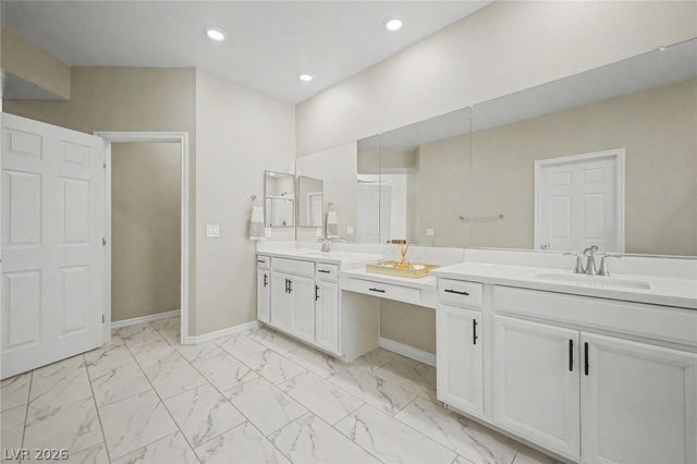 8137 Skye Plum Street, Las Vegas, NV 89166