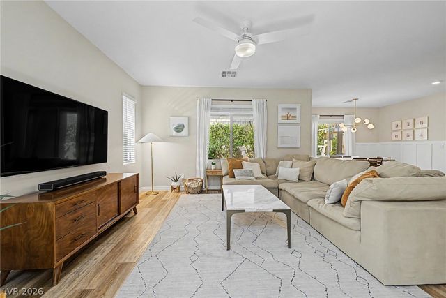 8137 Skye Plum Street, Las Vegas, NV 89166