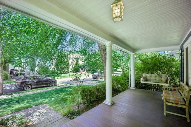76 MEADOWBROOK Rd, Millburn Twp., NJ 07078