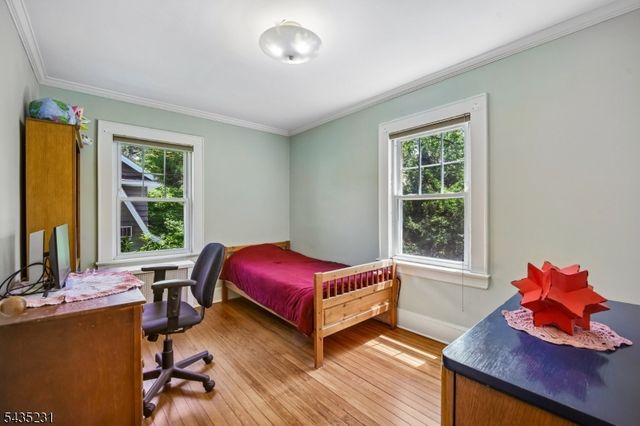 76 MEADOWBROOK Rd, Millburn Twp., NJ 07078