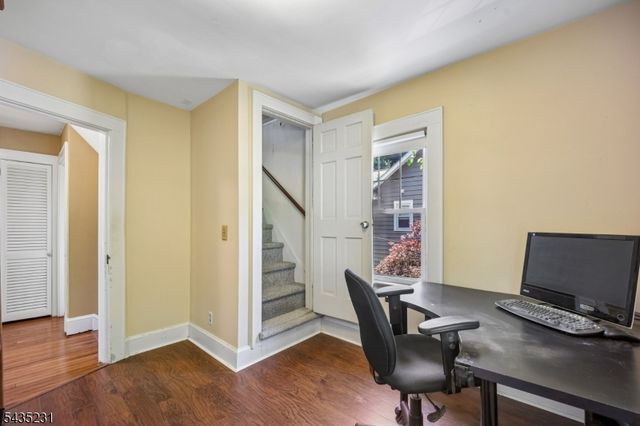 76 MEADOWBROOK Rd, Millburn Twp., NJ 07078