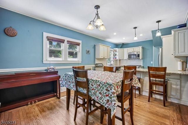 76 MEADOWBROOK Rd, Millburn Twp., NJ 07078