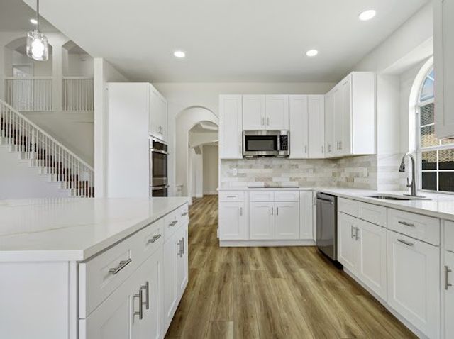 5034 W Fall Drive, Midlothian, TX 76065