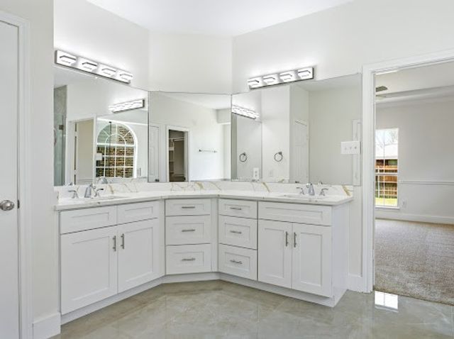 5034 W Fall Drive, Midlothian, TX 76065