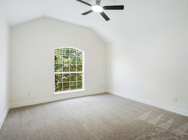 5034 W Fall Drive, Midlothian, TX 76065