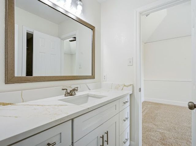 5034 W Fall Drive, Midlothian, TX 76065