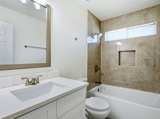 5034 W Fall Drive, Midlothian, TX 76065