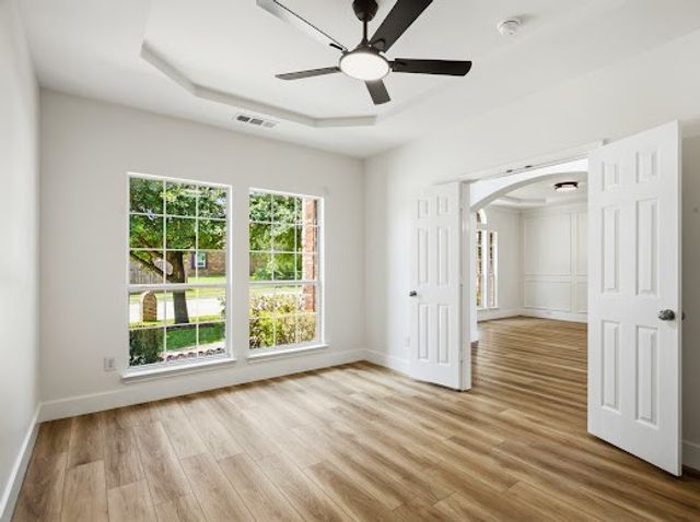 5034 W Fall Drive, Midlothian, TX 76065