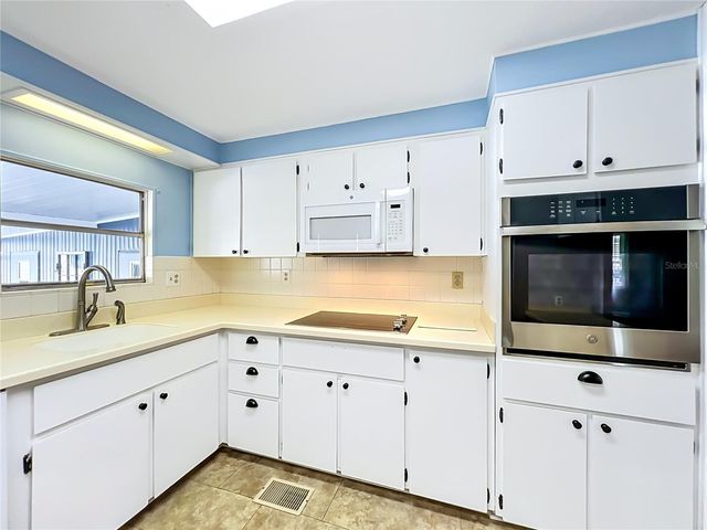 1925 BROOKSIDE DRIVE, Mount Dora, FL 32757