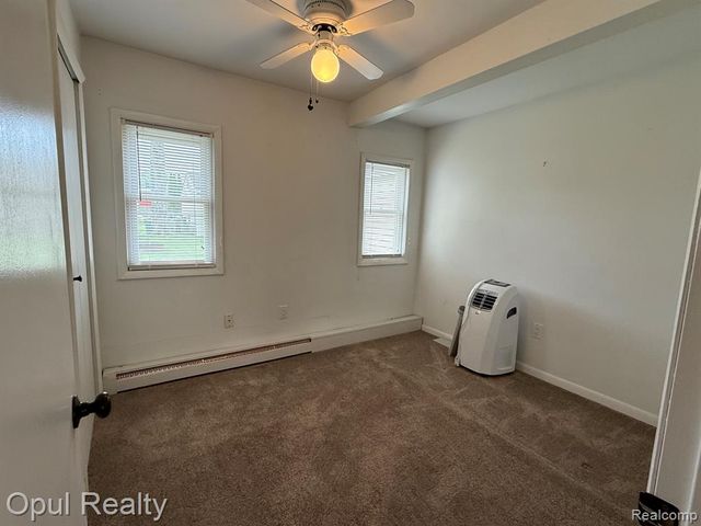 11700 Cavell Street, Livonia, MI 48150