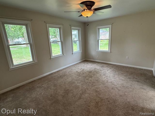 11700 Cavell Street, Livonia, MI 48150