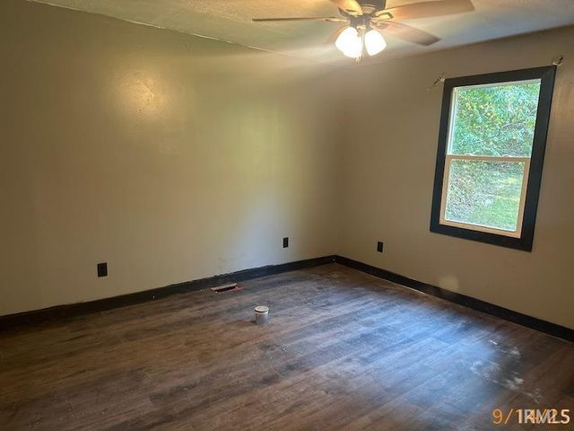 7285 Locust Road, Tell City, IN 47586