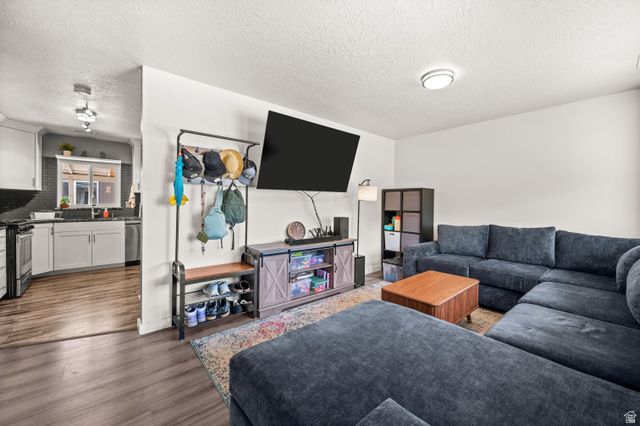70 E 1150 N, Layton, UT 84041