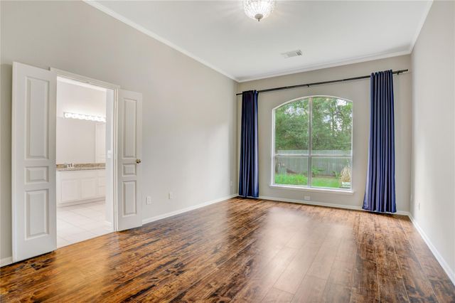 35 Tranquil Glade Place, The Woodlands, TX 77381