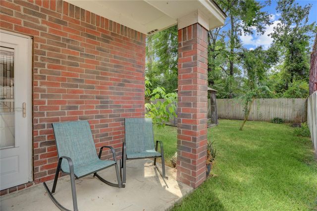 35 Tranquil Glade Place, The Woodlands, TX 77381