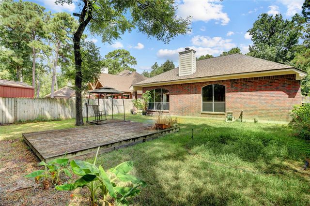 35 Tranquil Glade Place, The Woodlands, TX 77381